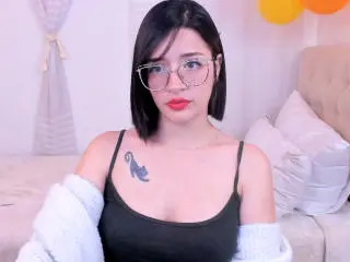 LeviGold  live sex cam