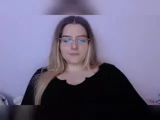 BritneyFlowers  live sex cam