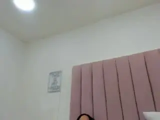 EmhilyDiaz  live sex cam