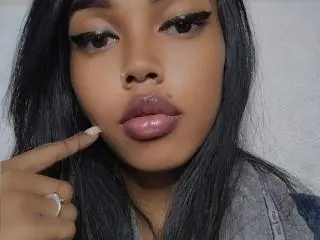 KortneyFoxy  live sex cam