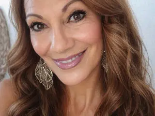 LylyFrench  live sex cam