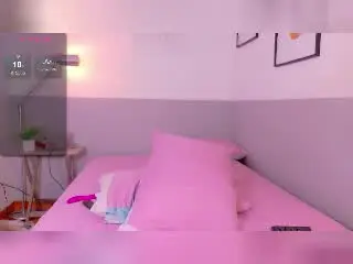 DreamingOfU  live sex cam