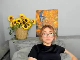 FellDivain  live sex cam