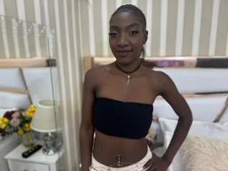 MiaPeints  live sex cam