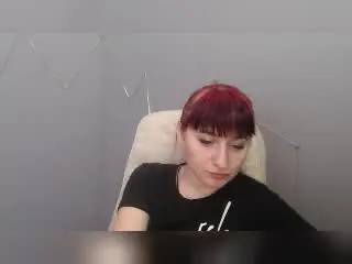 NinaFlawlees  live sex cam