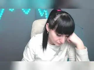 NinaFlawlees  live sex cam