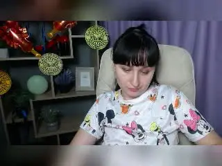 NinaFlawlees  live sex cam