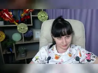 NinaFlawlees  live sex cam