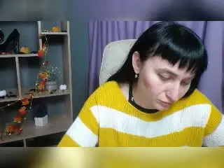NinaFlawlees  live sex cam