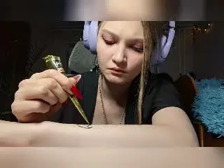BrittanieManino  live sex cam