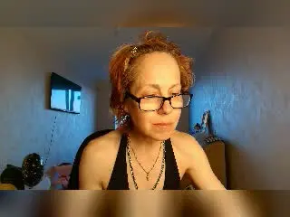 LioraWeiss  live sex cam
