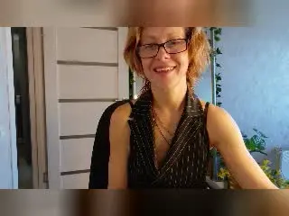 LioraWeiss  live sex cam
