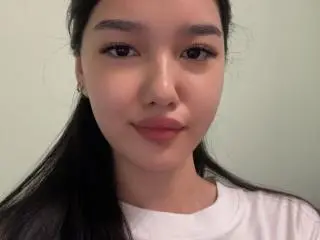 CourtneyLina  live sex cam