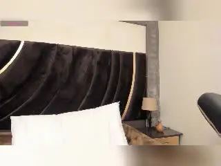 LadyLure  live sex cam