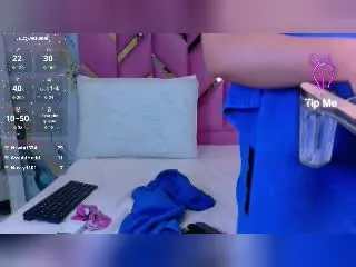 CurvyBuff  live sex cam