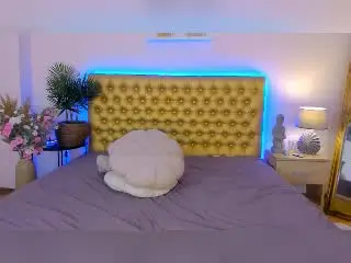 TrishaDark  live sex cam