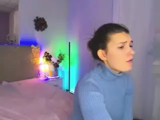 LauraLee69  live sex cam