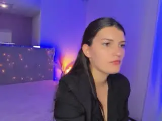 LauraLee69  live sex cam