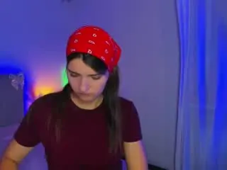 LauraLee69  live sex cam
