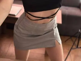 Millania  live sex cam