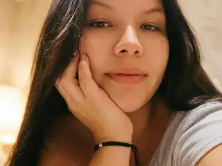 Delilath  live sex cam