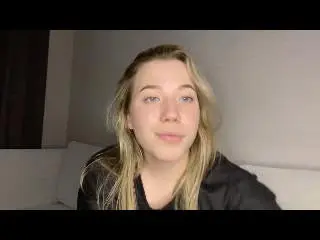 EmberSexy  live sex cam