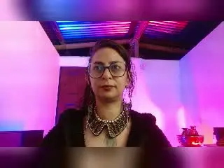 SerenaXYZ  live sex cam