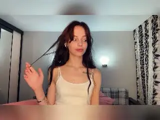 CandisMckneely  live sex cam