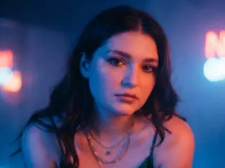 ElenoreHarajly  live sex cam