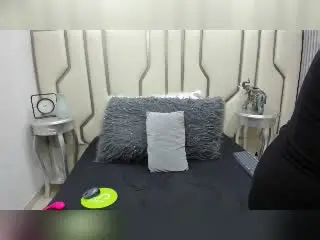 RebekaHunter  live sex cam
