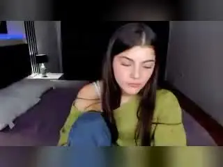 StellaLewin  live sex cam