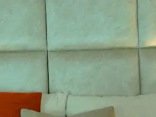 NatashaFoxyHot  live sex cam