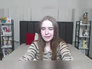 LauraHlot  live sex cam