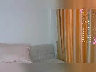 LiaNaughtyBaker  live sex cam