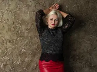 OliviaHorst  live sex cam