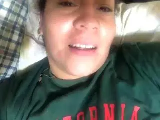 Yajayra  live sex cam