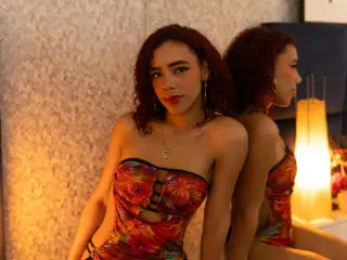 ValerieMartin  live sex cam