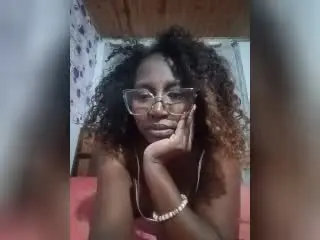 LuciaSexy69  live sex cam