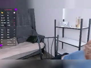 NeidaOhm  live sex cam