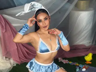 VivienneWest  live sex cam