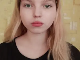 MaximaLasley  live sex cam