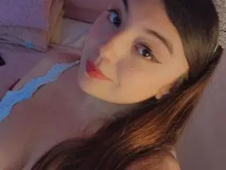 RoxannDiaz  live sex cam