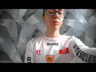 BritneyKittensy  live sex cam