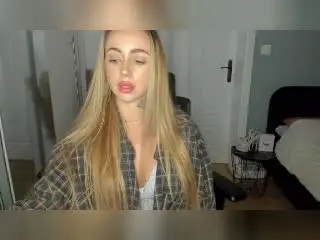 CoralieFlower  live sex cam