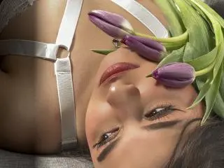 MeganPaige  live sex cam