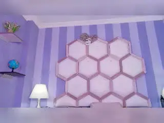 YviTaylor  live sex cam