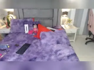 YviTaylor  live sex cam