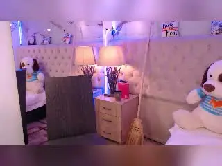 CristalRios  live sex cam