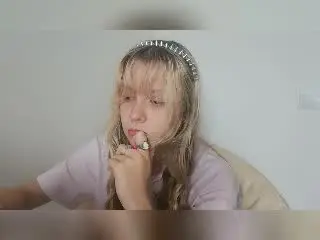 LouellaCardenal  live sex cam