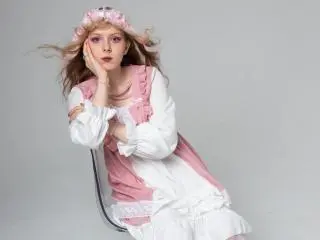 LouellaCardenal  live sex cam